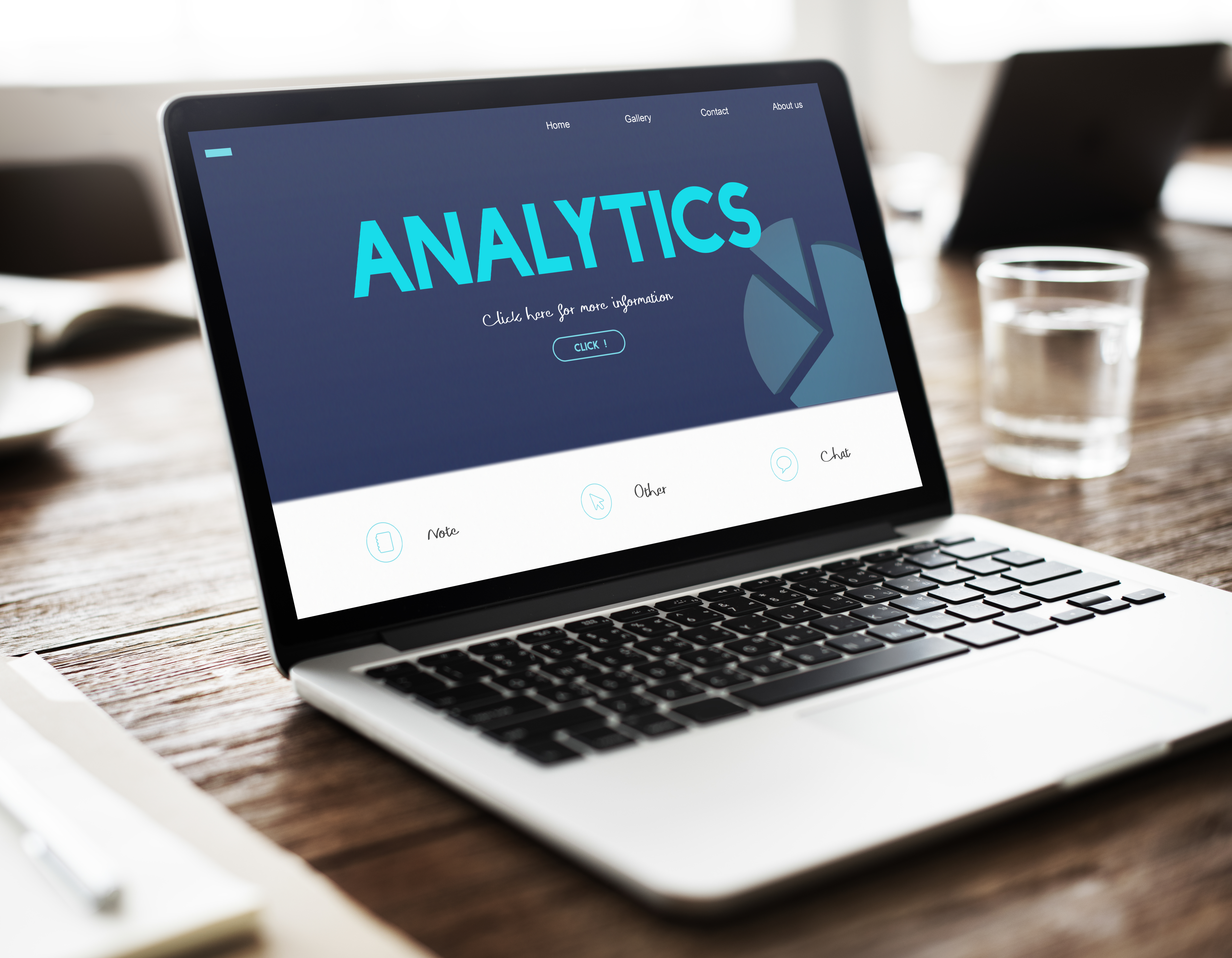 Analítica web y seguimiento de visitantes: cómo utilizar Google Analytics para mejorar tu estrategia de marketing digital